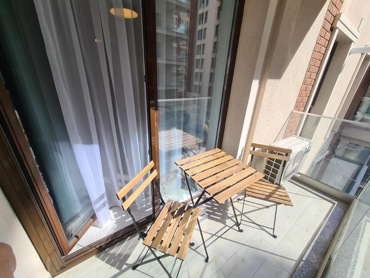 Moghioros Park Residence Dum3 ブカレスト エクステリア 写真